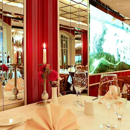 & Sommerfeld - Adults Only 4*