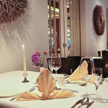 Hotel & Sommerfeld - Adults Only 4*