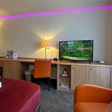 Hotel & Sommerfeld - Adults Only 4*