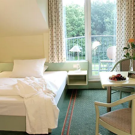 & Sommerfeld - Adults Only 4*